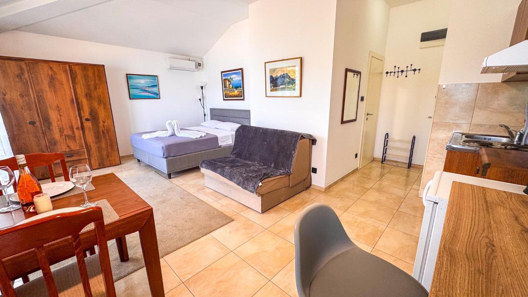 Qumi Apartments Tivat Kültér fotó