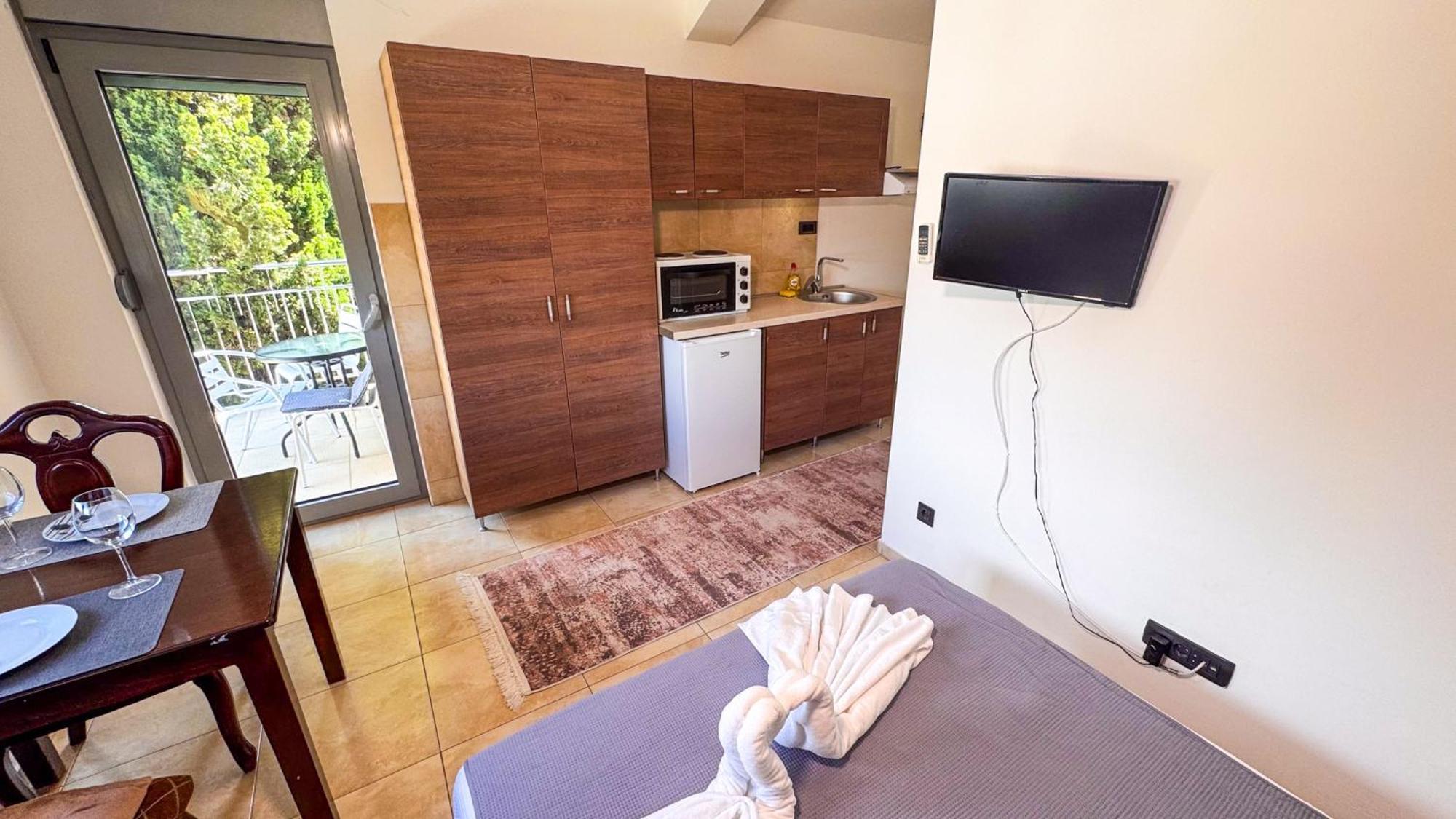 Qumi Apartments Tivat Kültér fotó