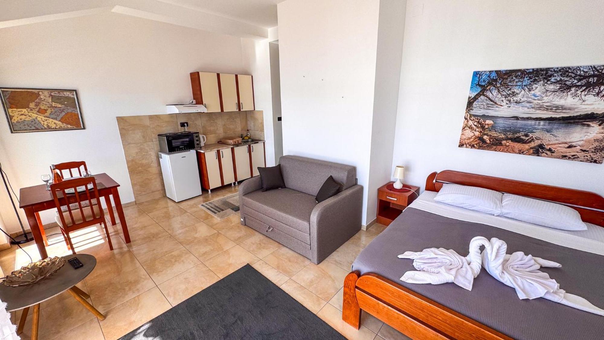 Qumi Apartments Tivat Kültér fotó